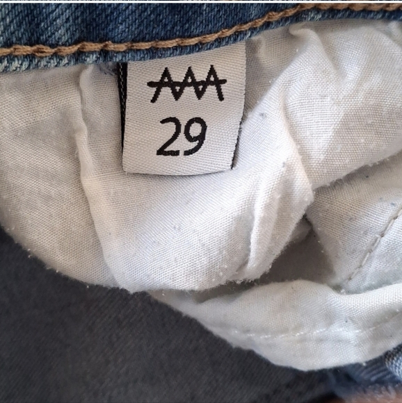 ZGY Denim Ripped Straight Leg Jean in Reality Blue Trash Denim - Picture 8 of 12